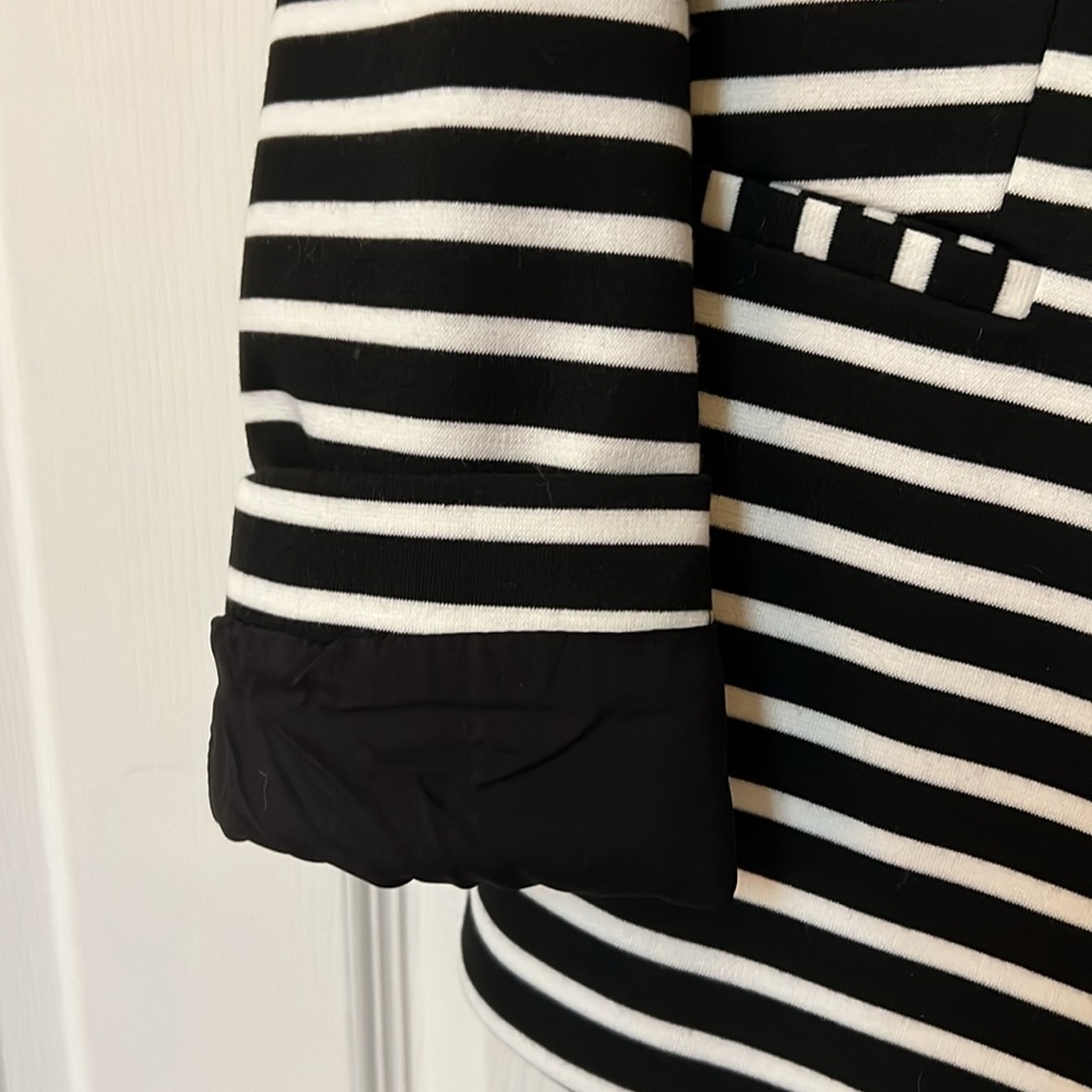 NWOT Chicos Jacket - Picture 6 of 8